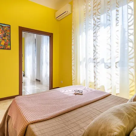 Apartament Porta Genova - Rentclass Fedora Mediolan