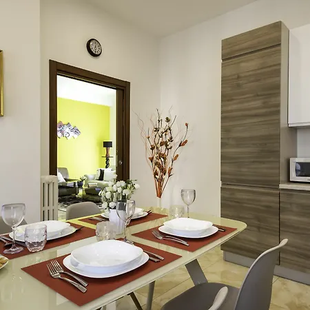 Apartament Porta Genova - Rentclass Fedora Mediolan